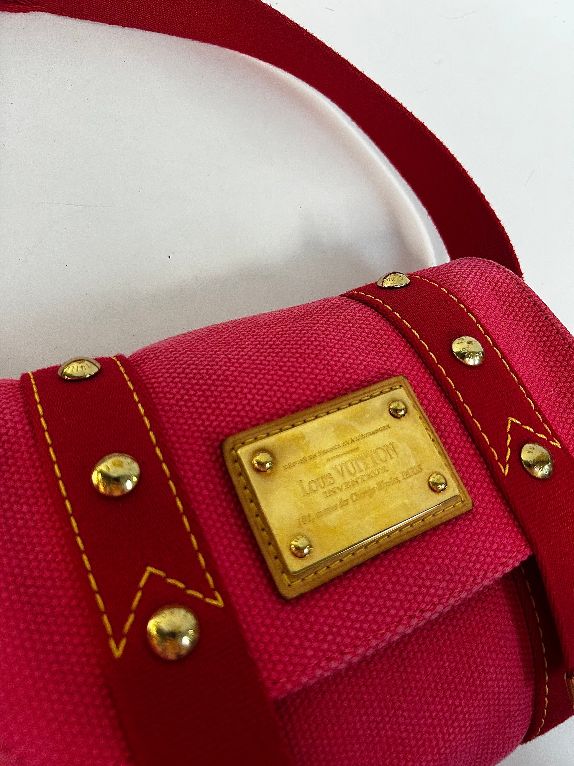 LOUIS VUITTON CANVAS BAG