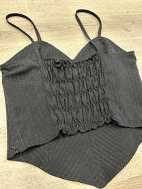 BLACK TOP WITH FLOWERS