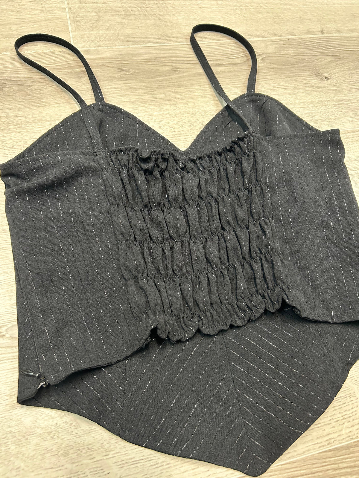 BLACK TOP WITH FLOWERS