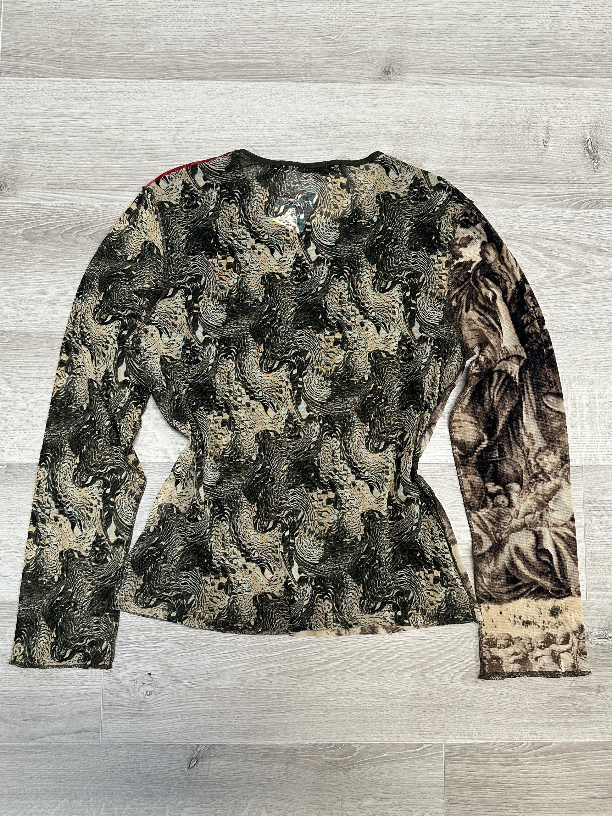 BOWN &amp; RED MESH GRAPHIC LONG-SLEEVE