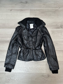 BLACK LEATHER JACKET