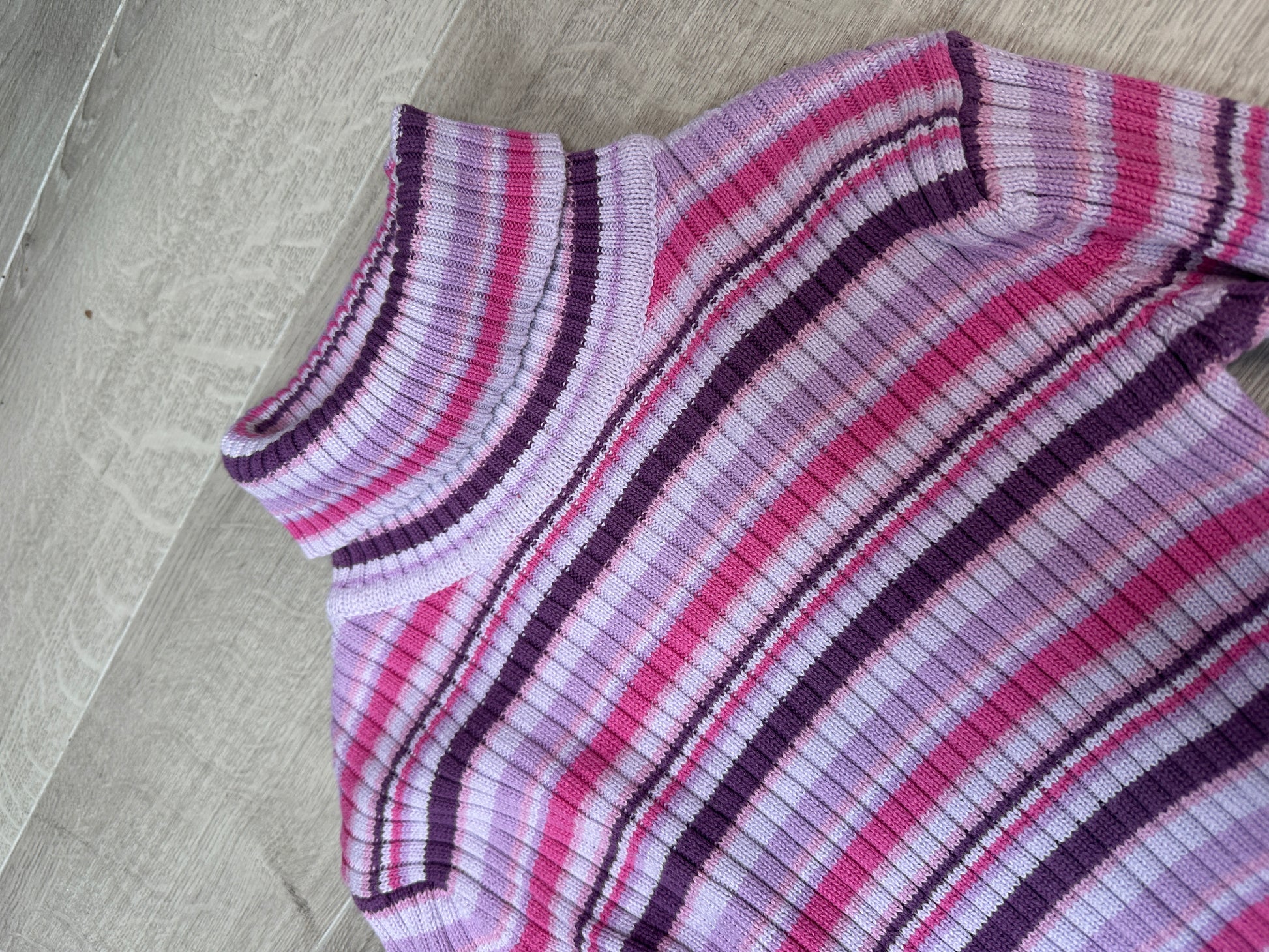 PURPLE STRIPED TURTLENECK SWEATER