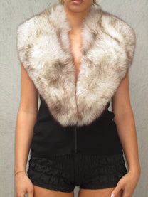 White fox fur collar