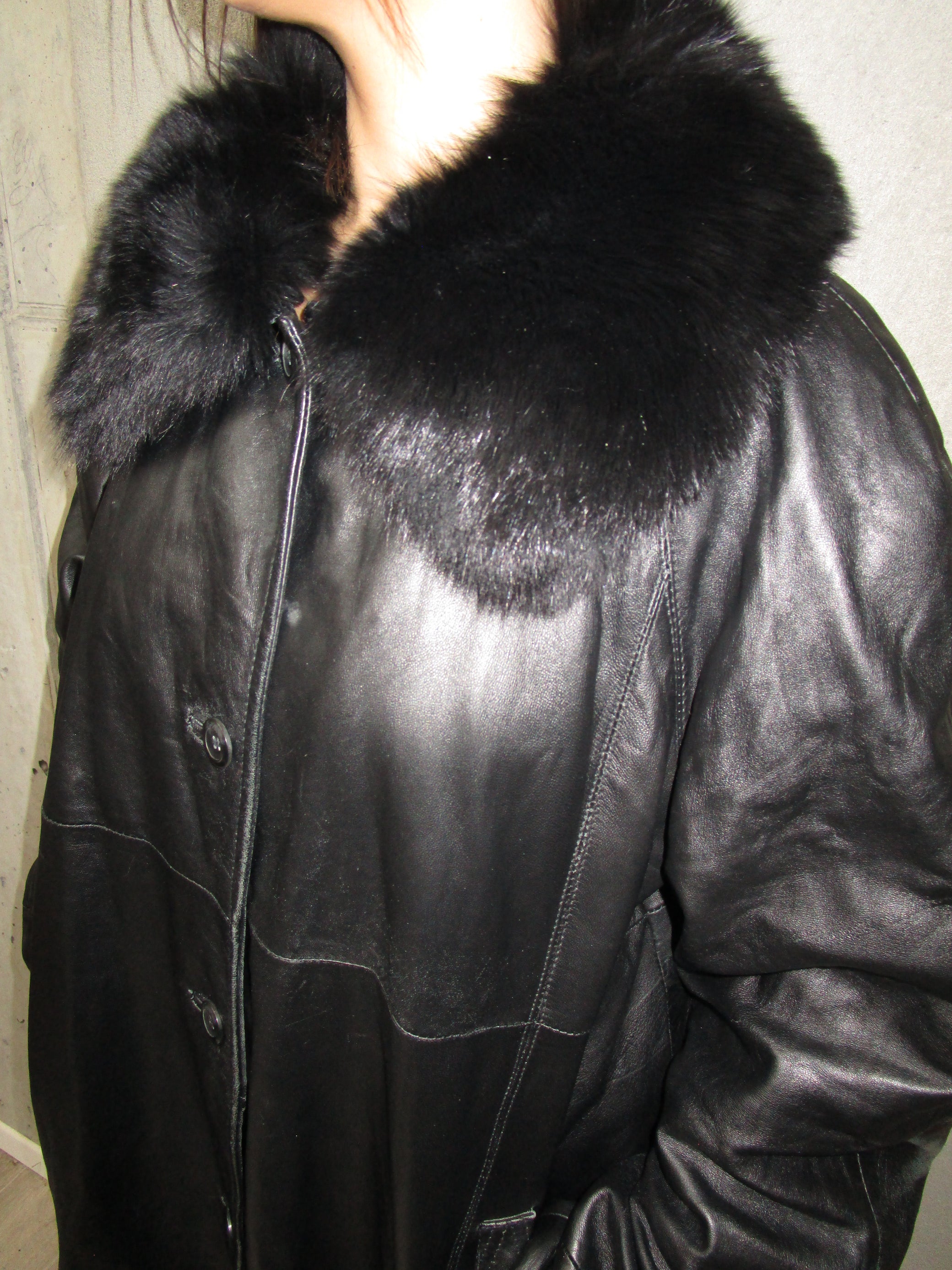 BLACK LEATHER COAT WITH FOC FUR COLLAR