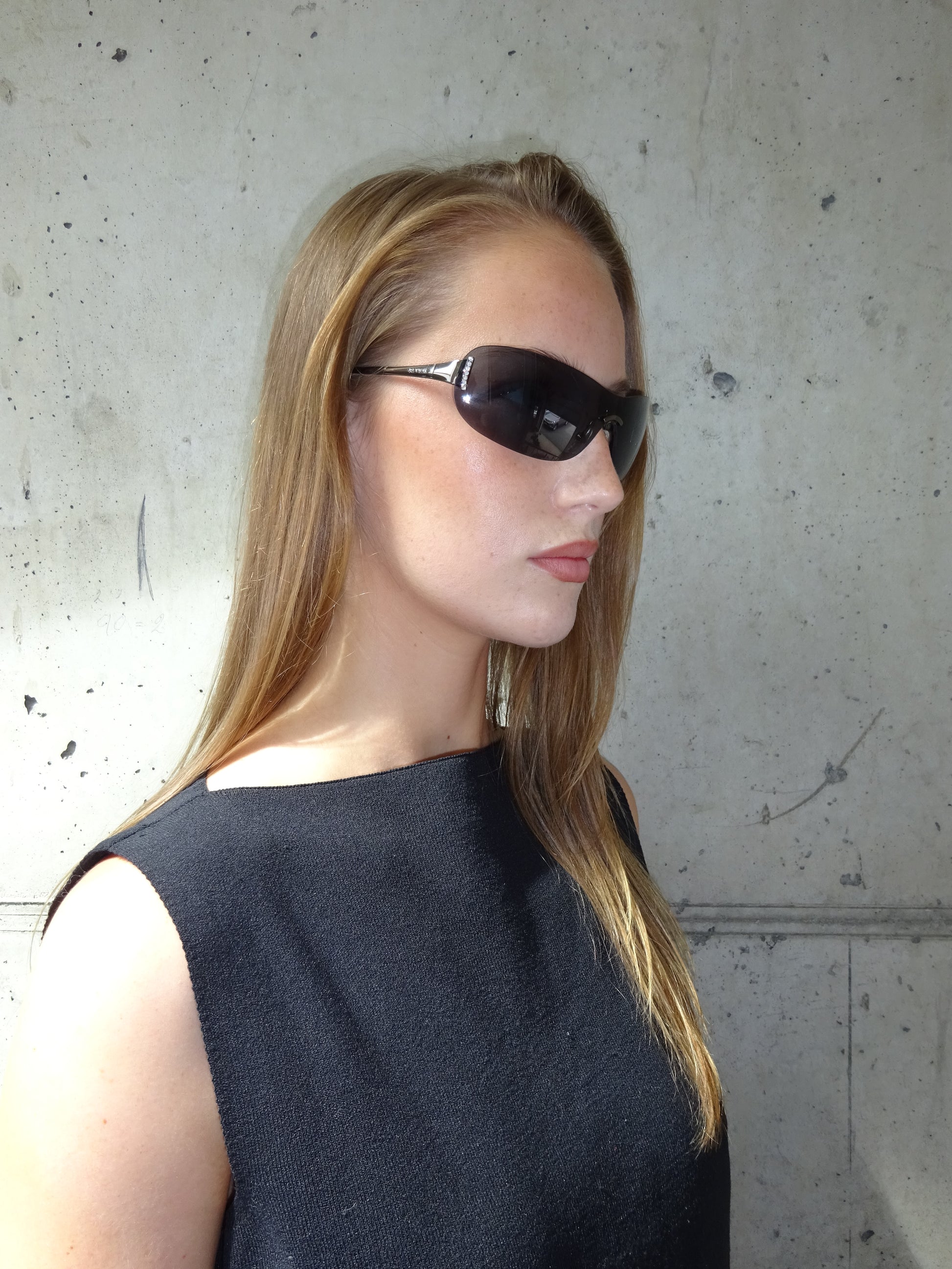 BLACK FRAMELESS sunglasses 028