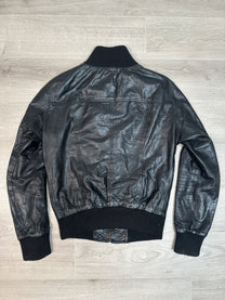 BLACK LEATHER JACKET