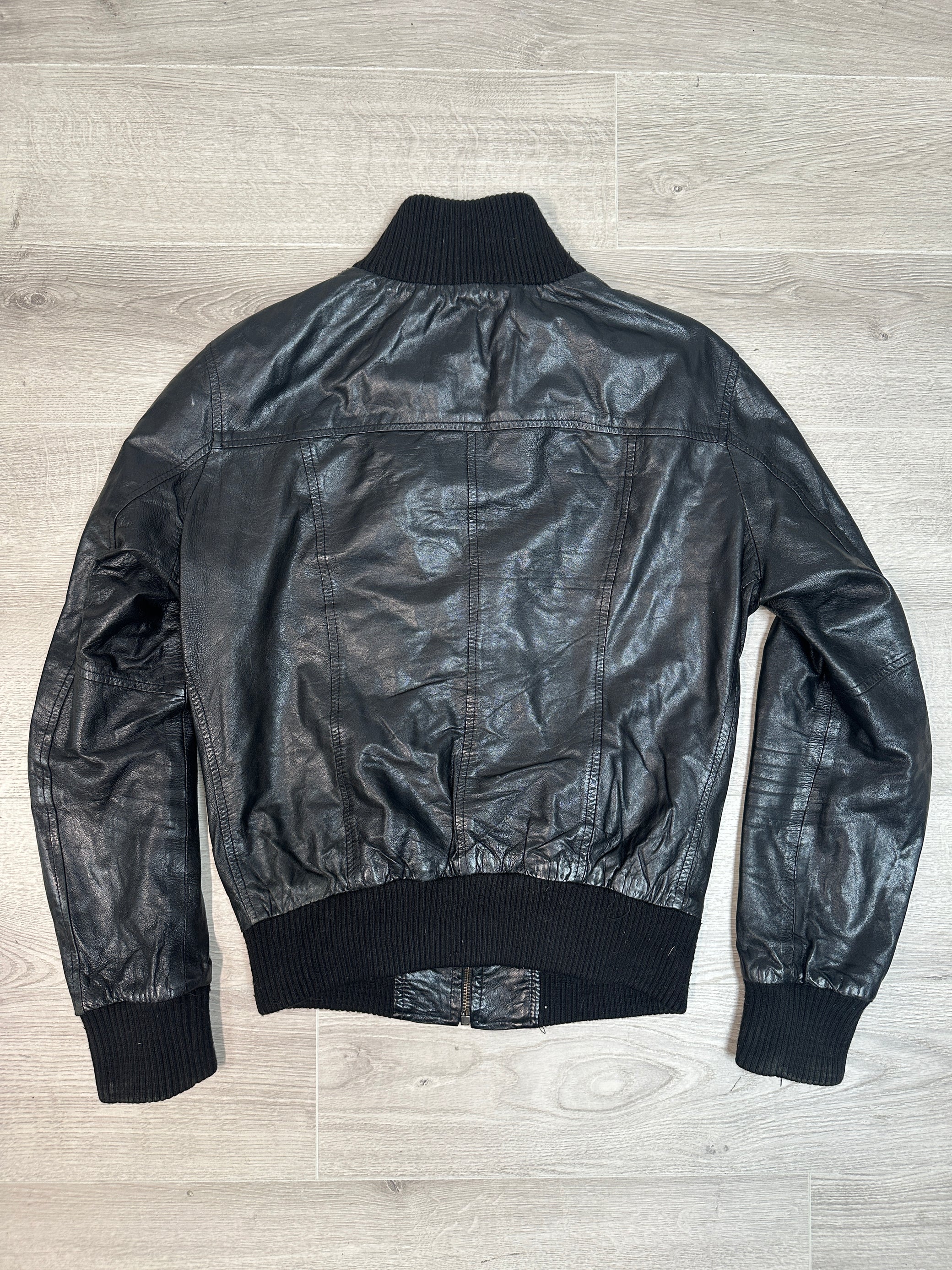 BLACK LEATHER JACKET