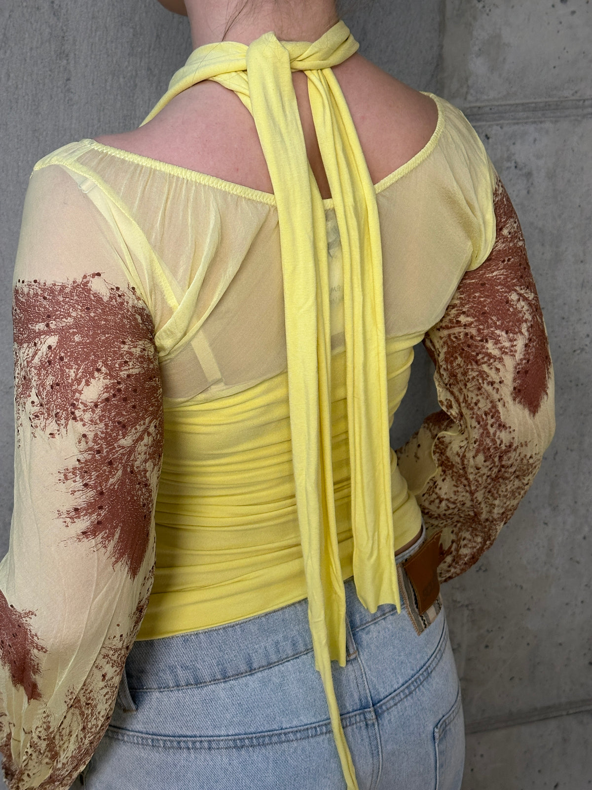 YELLOW PRINTED MESH TOP