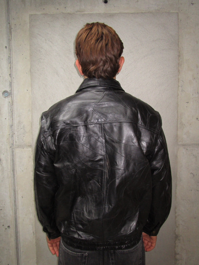 BLACK LEATHER JACKET