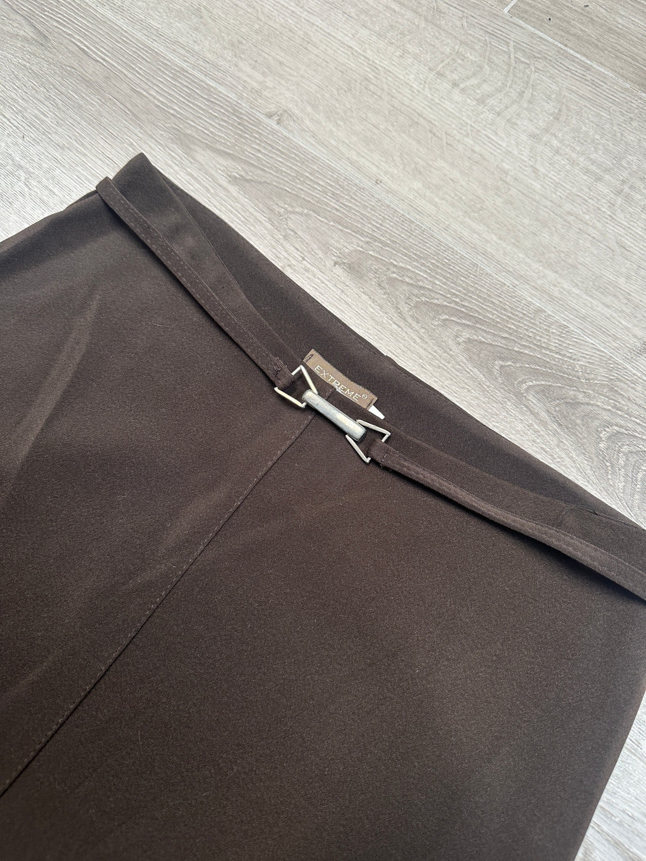 BROWN MID SKIRT