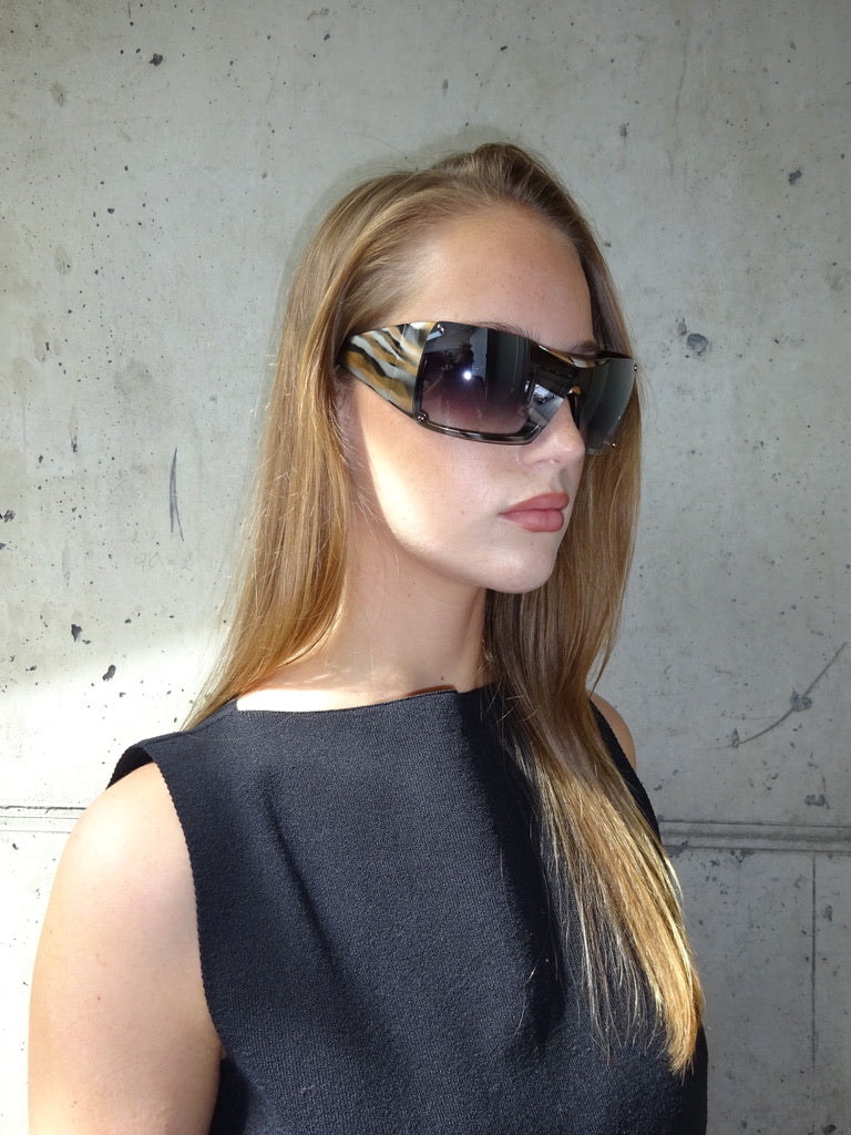 NOUVELLE VAGUE sunglasses 010
