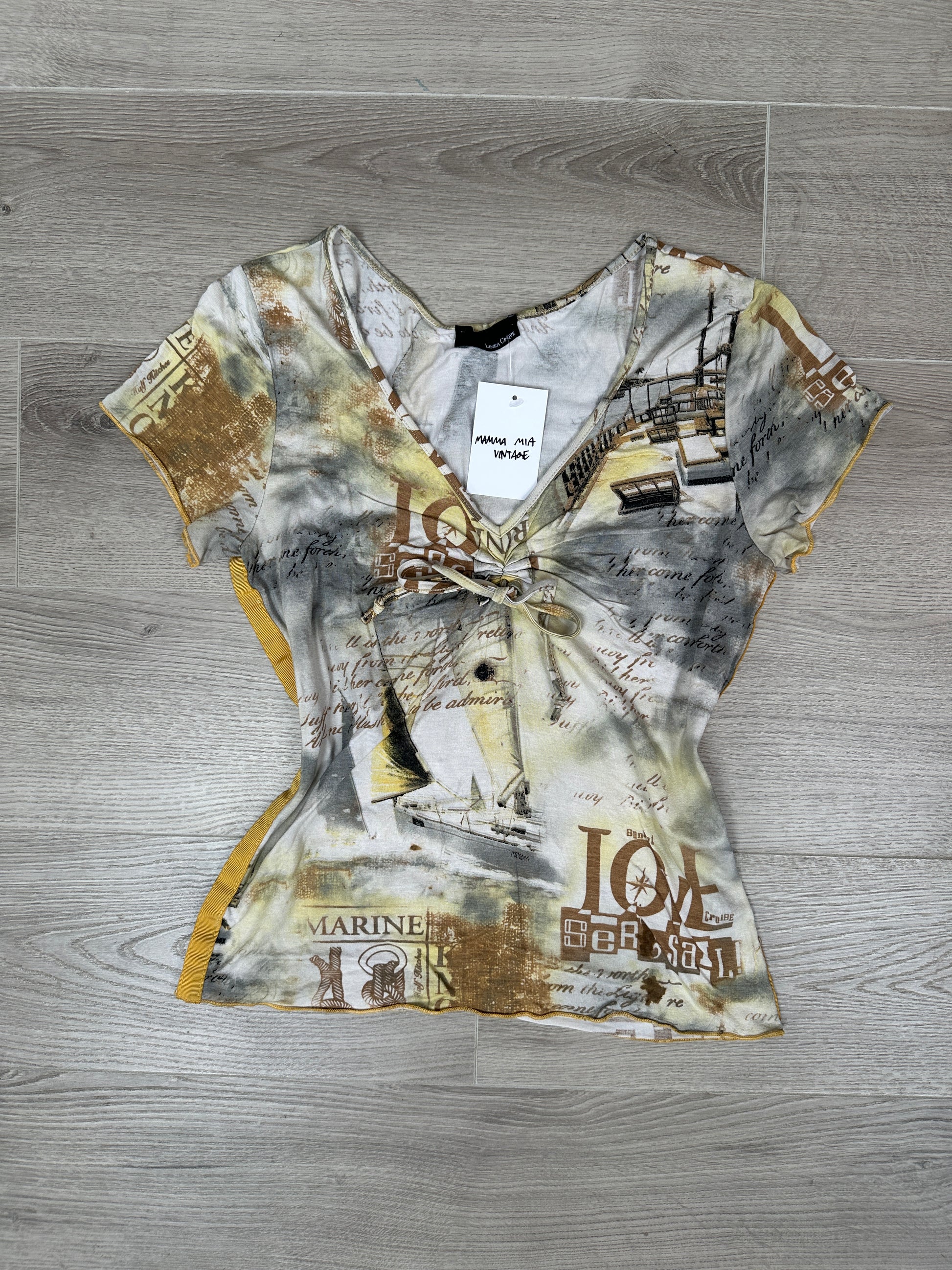 YELLOW T-SHIRT