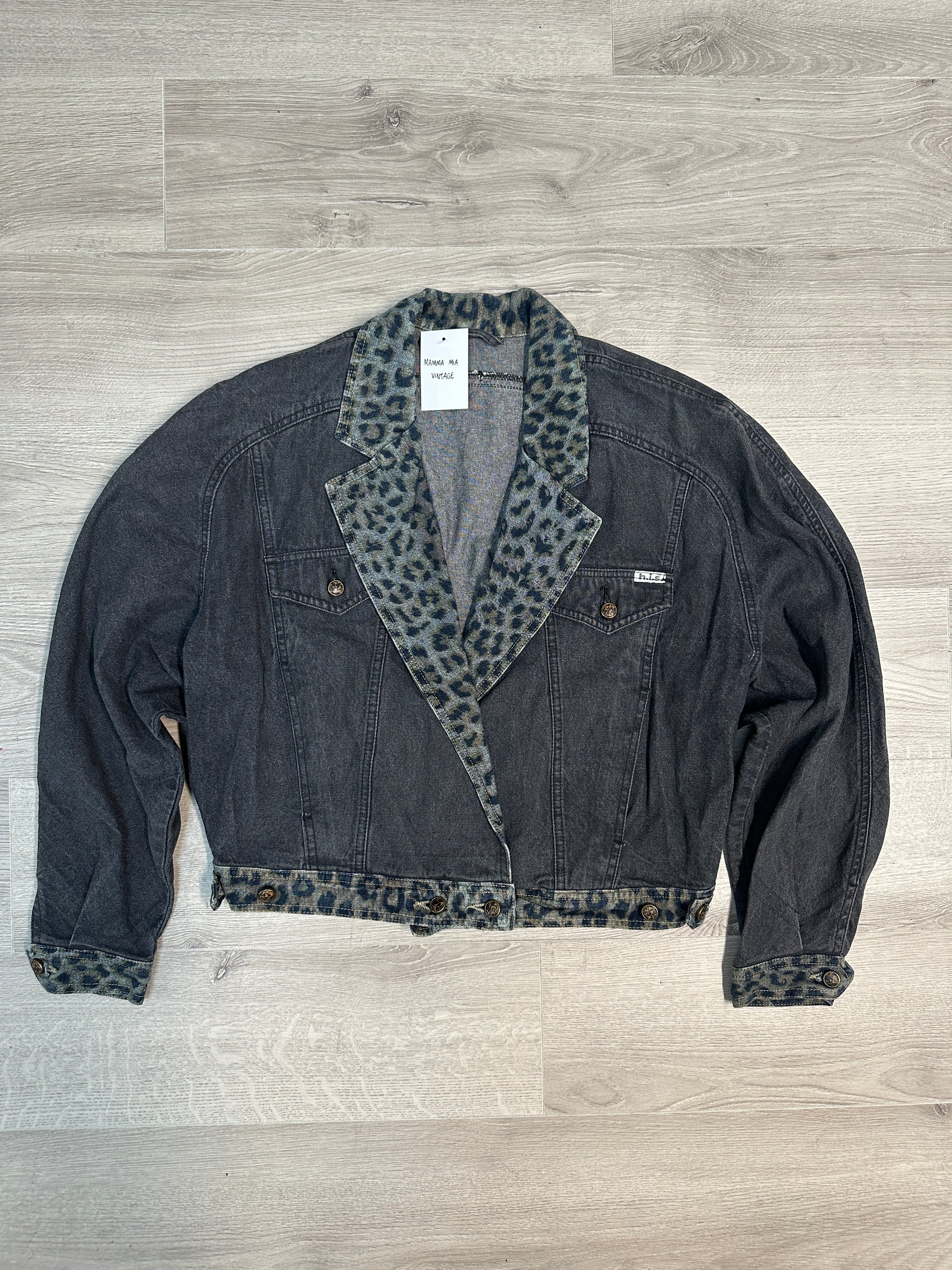 DENIM JACKET WITH LEOPARD PRINT