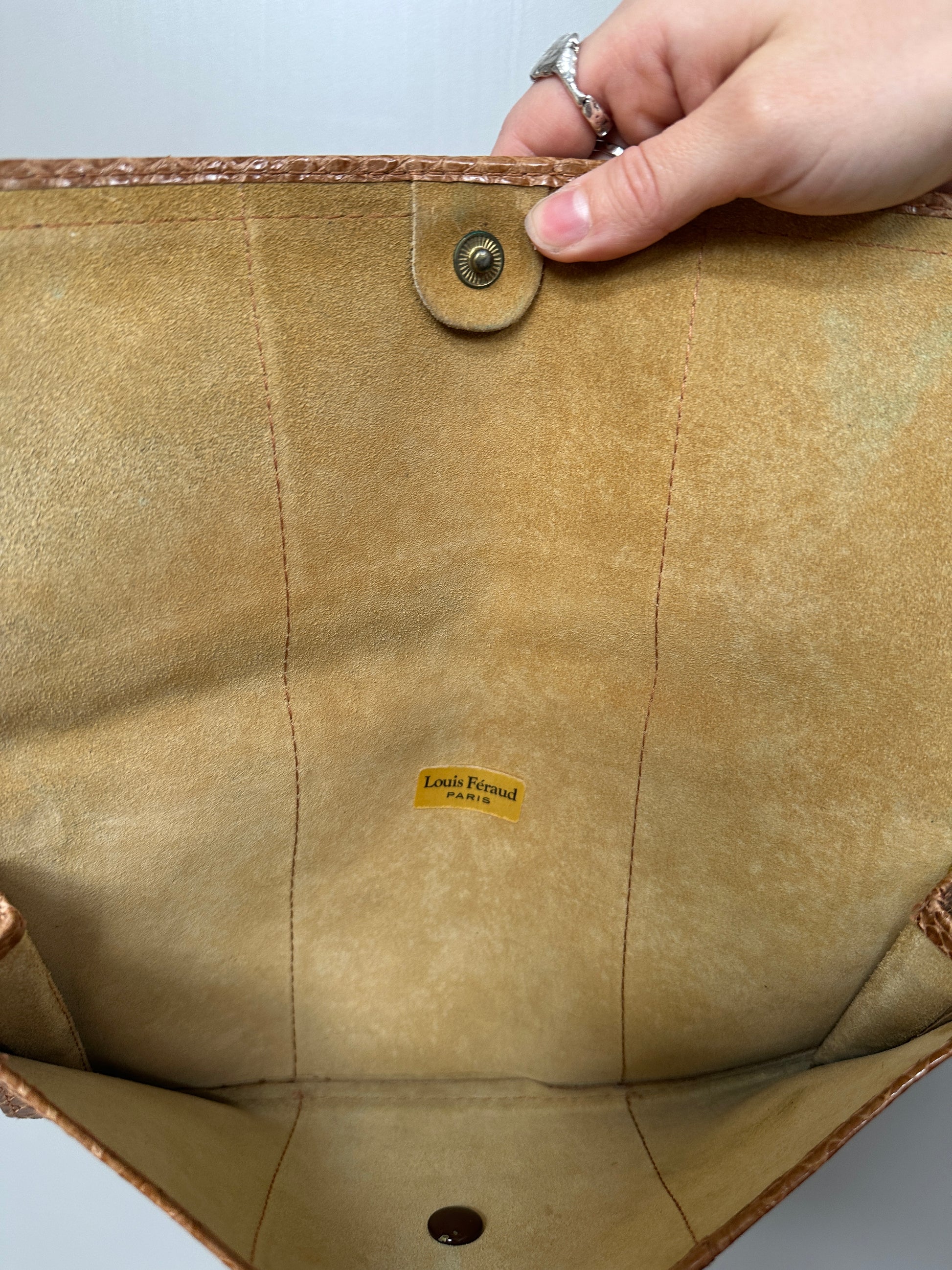 BROWN LEATHER CLUTCH BAG