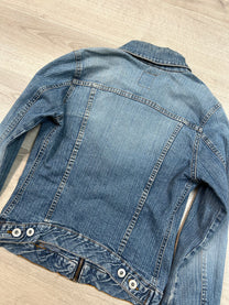 FITTED DENIM JACKET