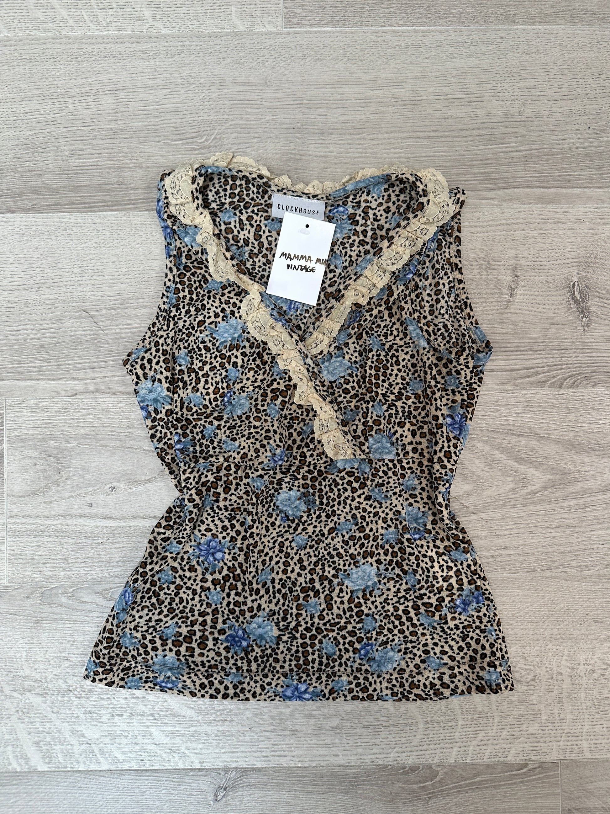 LEOPARD TOP WITH BLUE FLOWERS