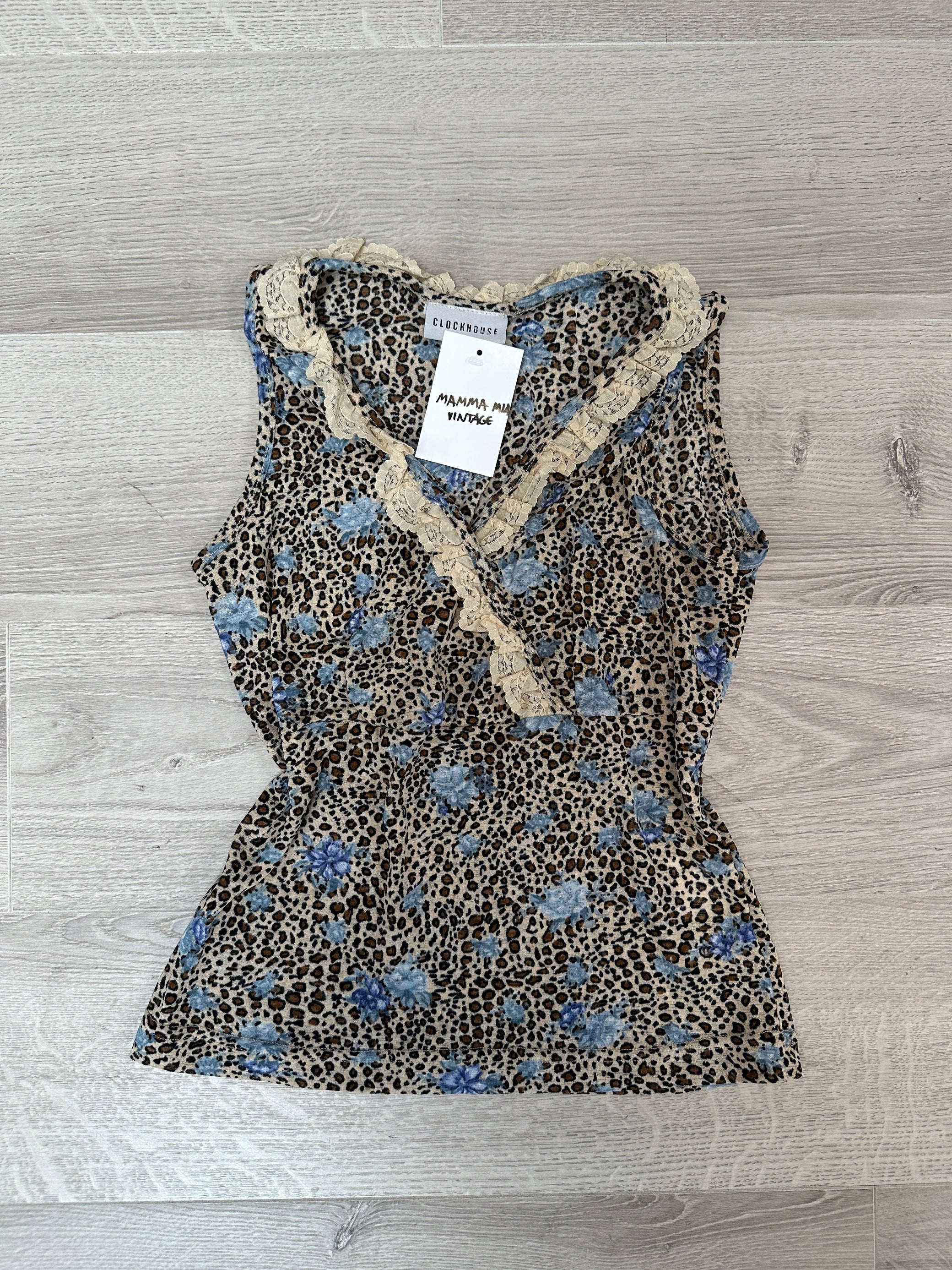 LEOPARD TOP WITH BLUE FLOWERS