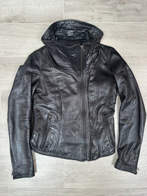 BLACK LEATHR JACKET