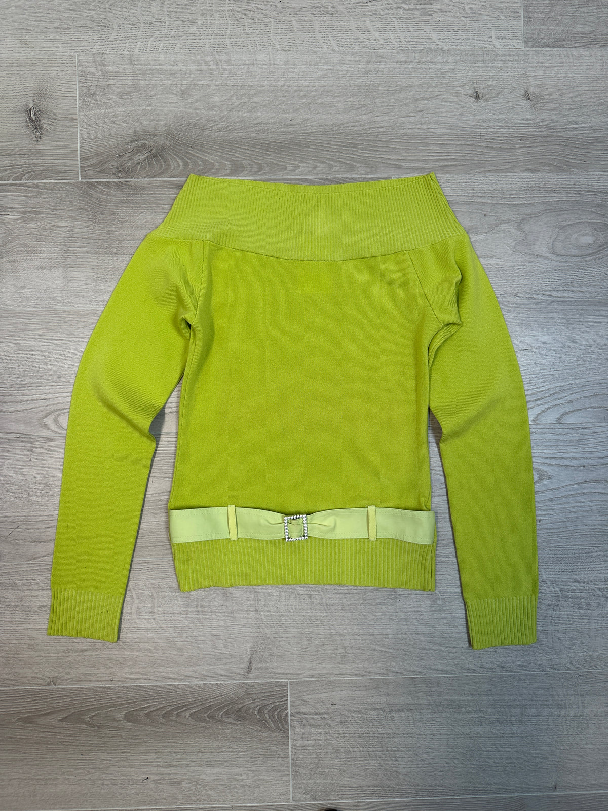 GREEN LONGSLEVE SWEATER