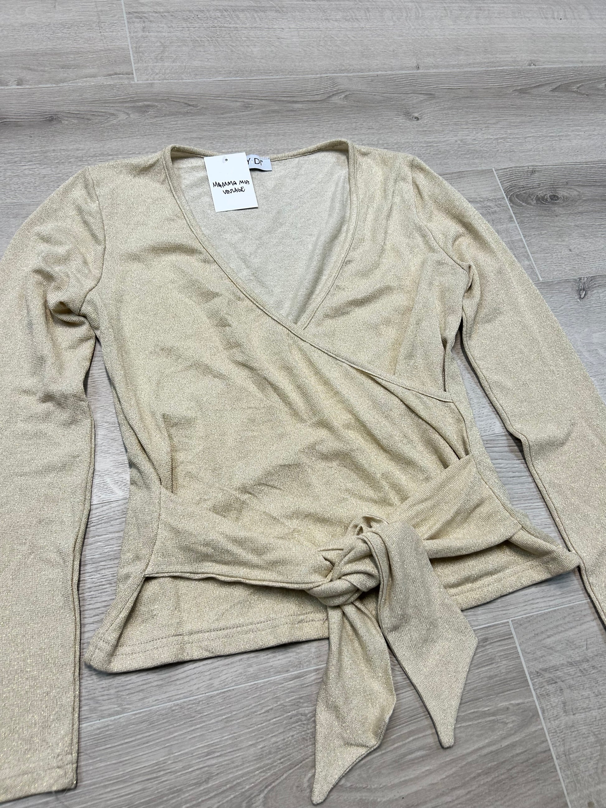 GOLD LONGSLEEVE