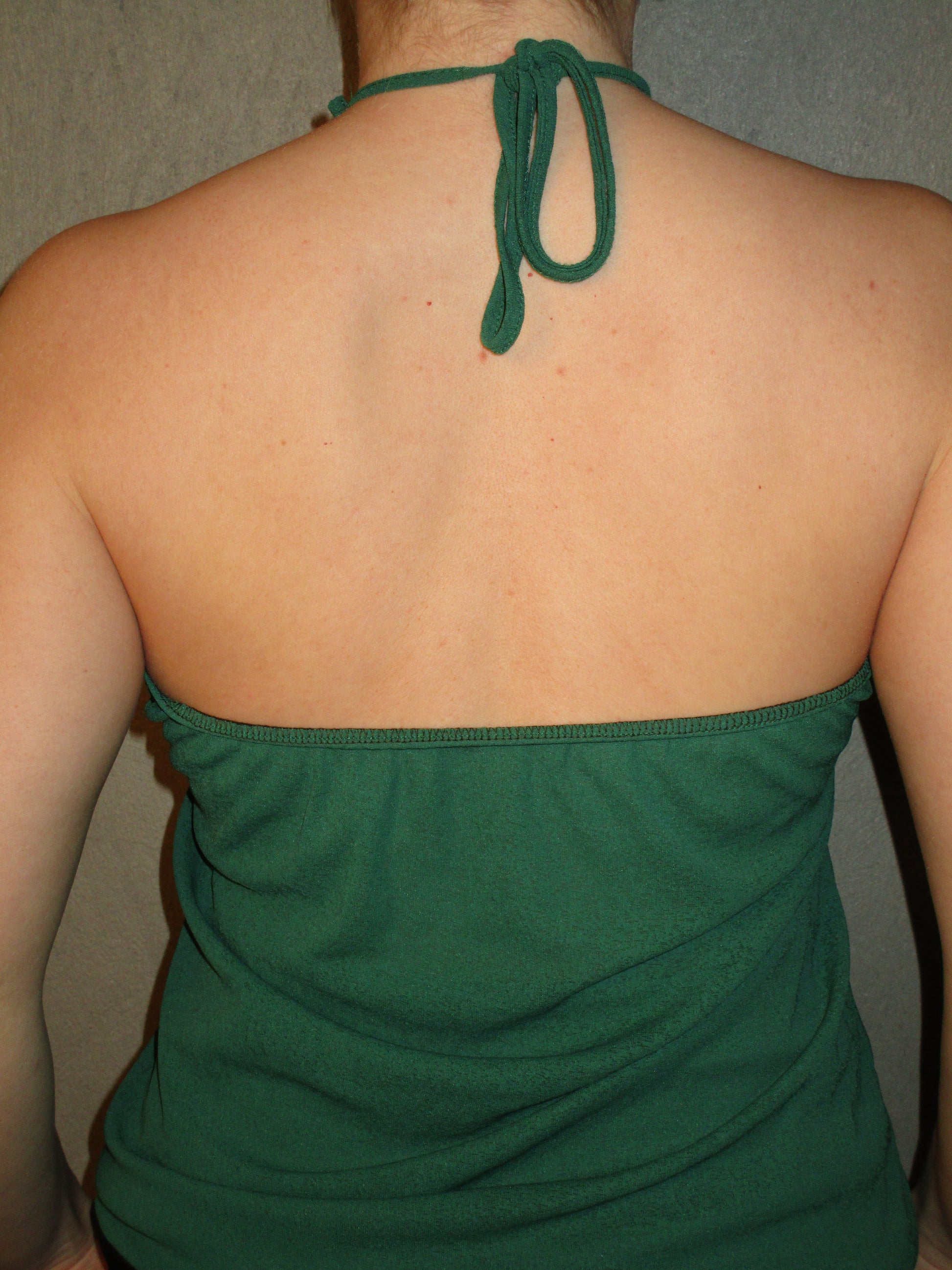 GREEN TOP WITH BEADS