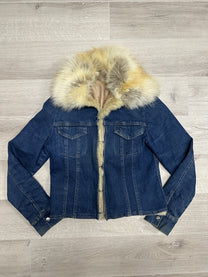 DENIM JACKET WITH FUR