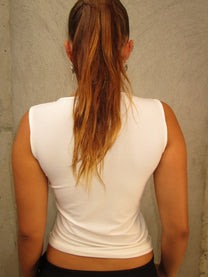 WHITE TOP WITH SEQUIN AND MESH